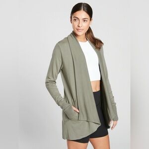 Athleta Pranayama Wrap sage green